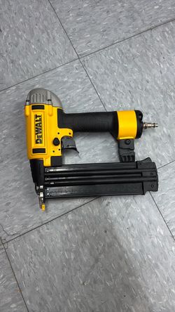 Dewalt finish gun GA 18
