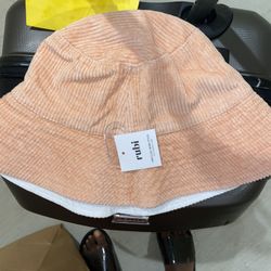 Bucket Hat 