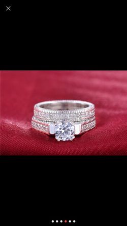 925 Sterling Silver Ring Size 7,9