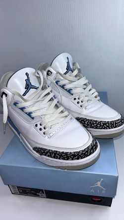 Nike Air Jordan 3 Retro UNC 9 Men’s – CT8532-104 w/ Box