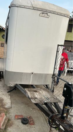 Dog grooming trailer
