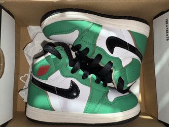 Jordan 1 “Lucky Green” Size 5C