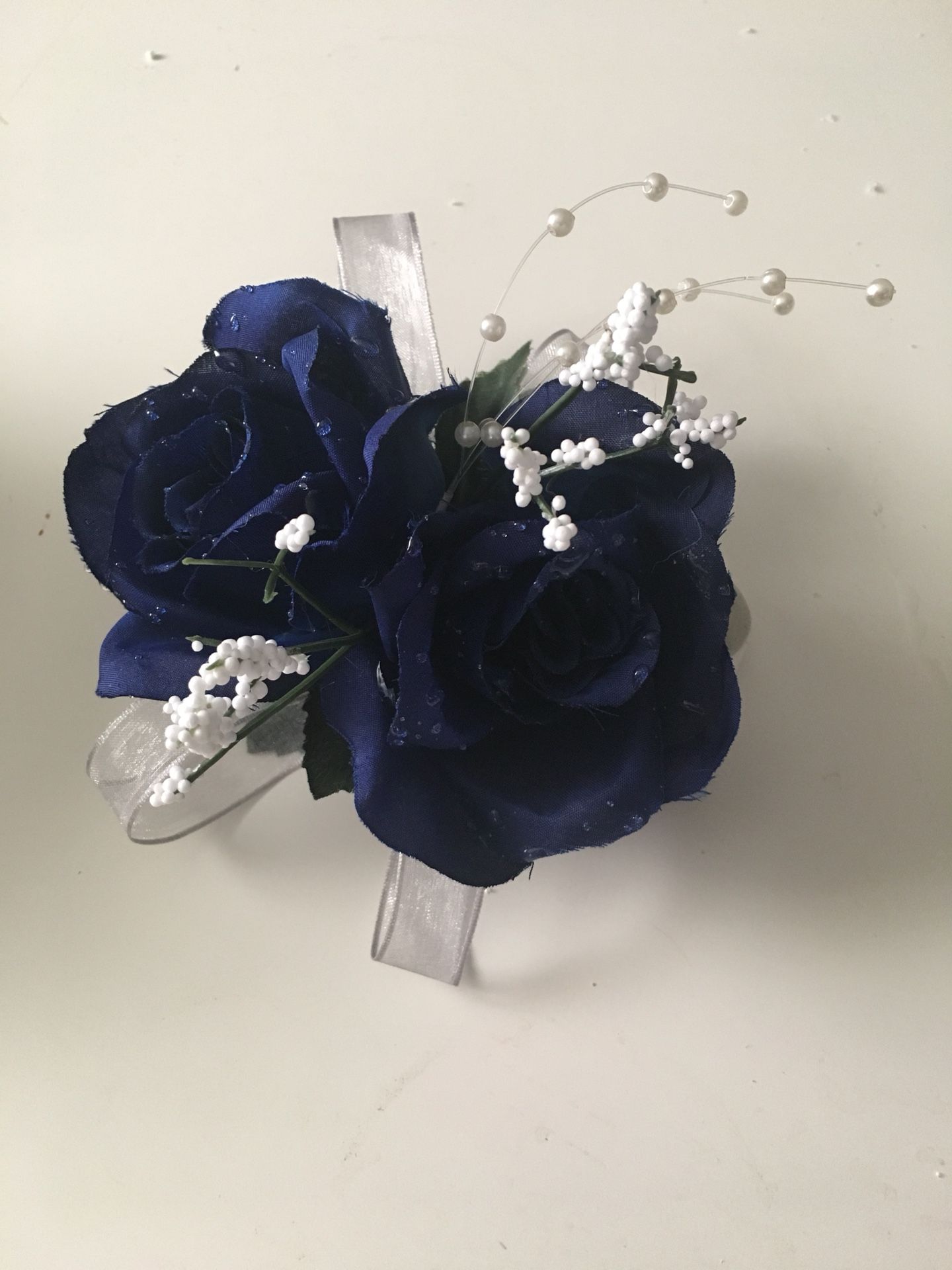 Corsage and boutonnière set