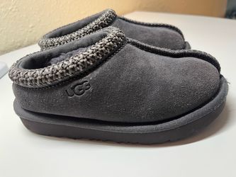Ugg toddler clogs barely used