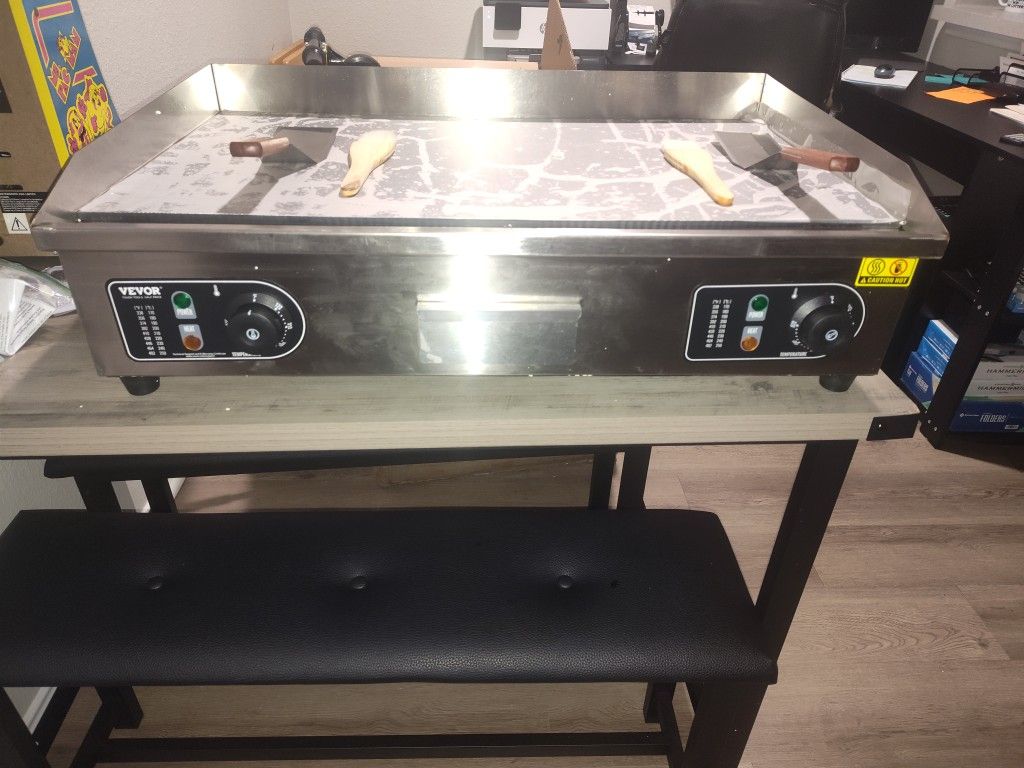 Vevor Commercial Grill (Brand New)