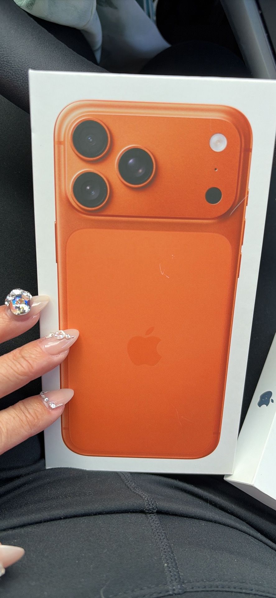 Unlocked Apple iPhone 17 Pro Max 256gb. Cosmic Orange For Sale!