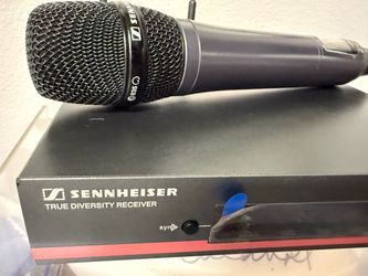 Professional Sennheiser wireless Microphone