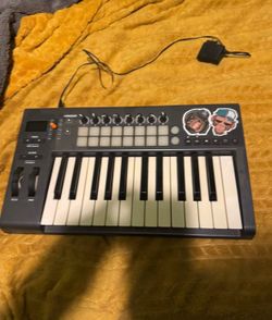 Keyboard for making music