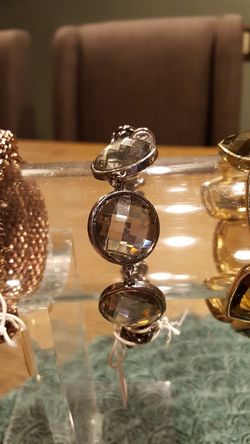 Stone stretch bracelet