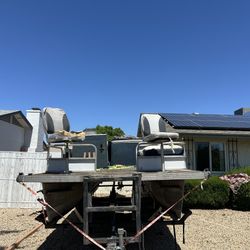 93/94 20’ Pontoon Boat