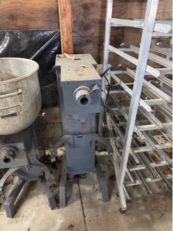 Commercial 30qt mixer