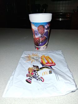 MCDONALD'S 2026 FIFA WORLD CUP HENRY CUP ( WILL ONLY TRADE FOR RONALDINHO CUP)