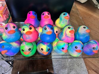 Sunny Days Squeeezy TieDye “DUCKS”