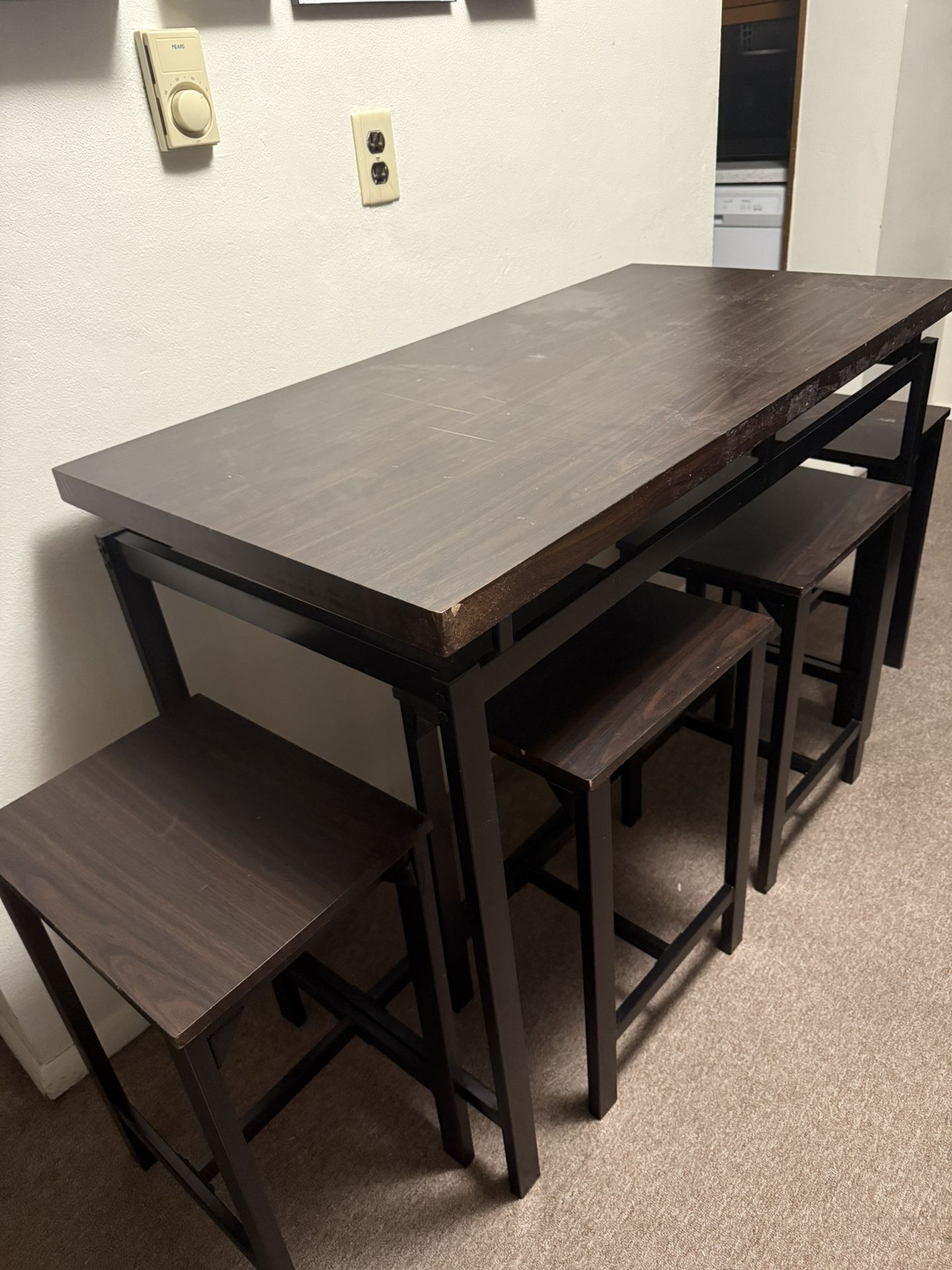 Bar Table W/ 4 Stools