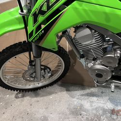 Dirt Bike Kawasaki KLX140RF