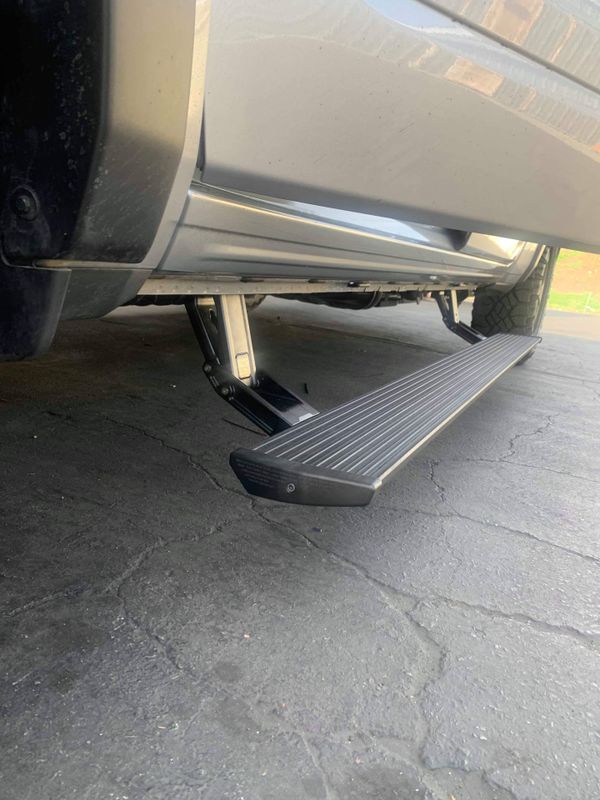 AMP Research Electric Power Steps Silverado Ford Sierra RAM Tundra