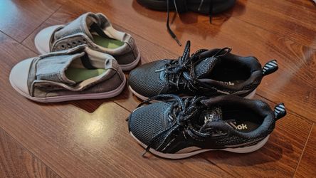 Kids Sneakers size 11