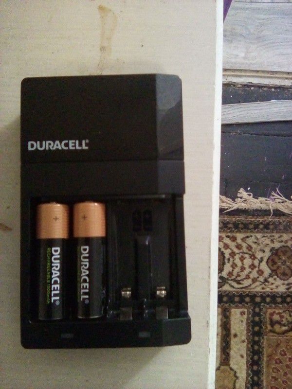 Duracell Rechargeable Battery Pack 