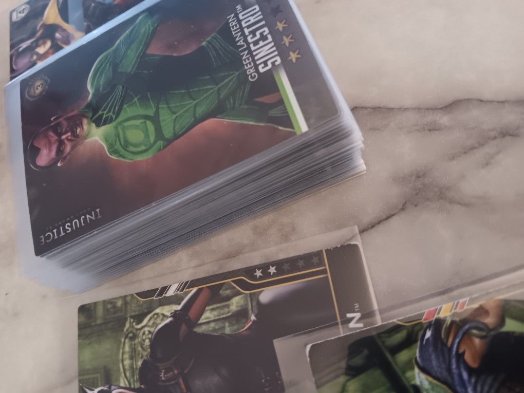 INJUSTICE TRADING CARDS, 55 TOTAL. ASKING $20 OR TRADE. PLEASE CHECK OUT ALL MY STUFF 😁