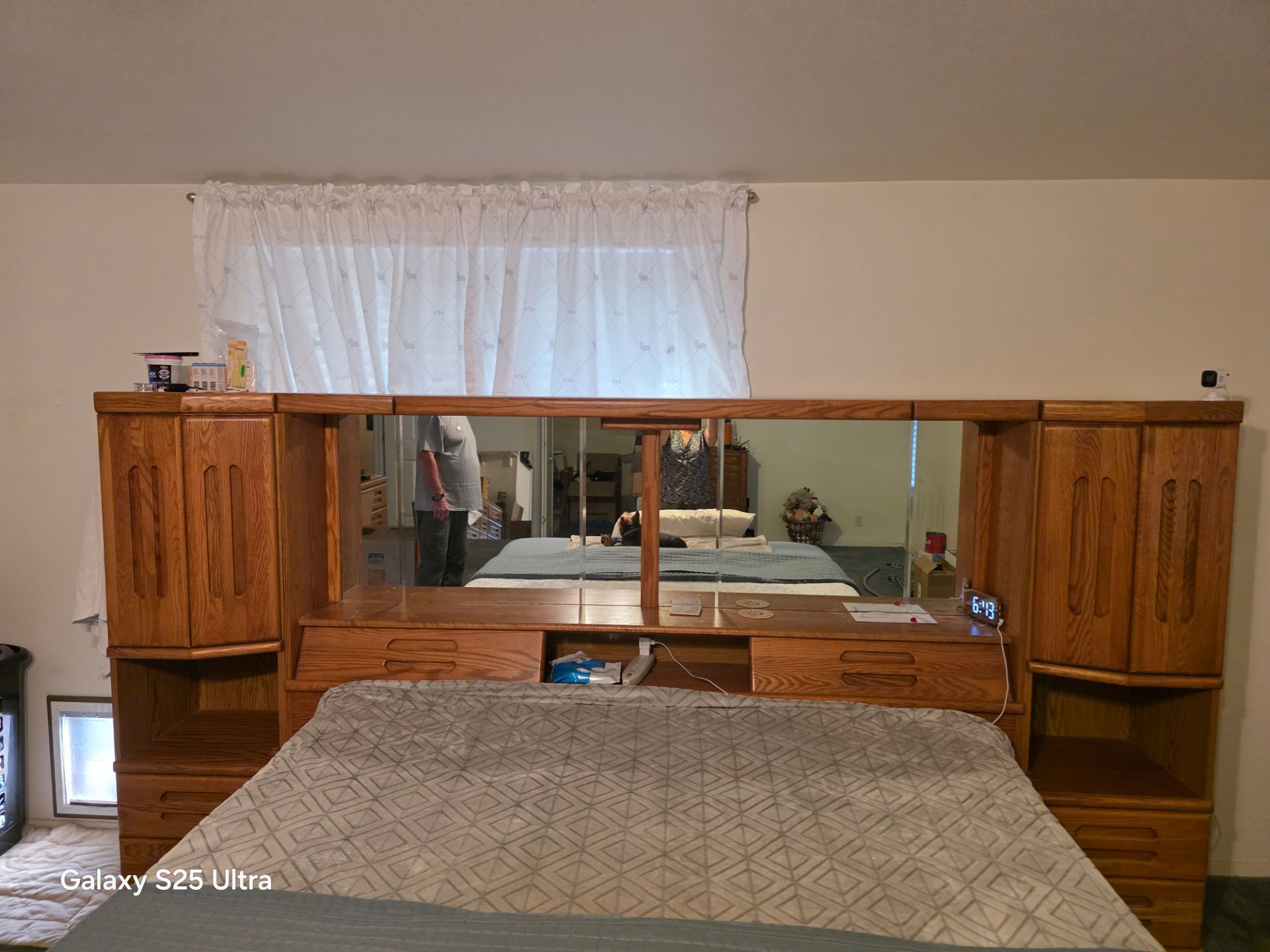 Oakwood cal king dresser and headboard