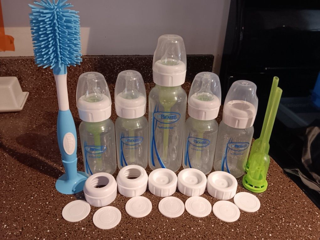 Dr.Browns Bottles, Rings, Nipples And Scrubber