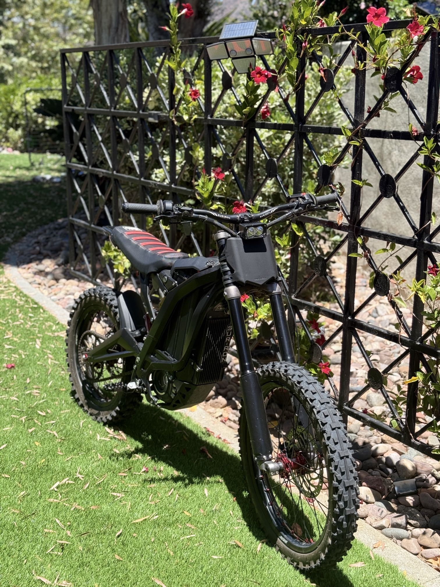 Surron LBX 2023 e-bike Fully Loaded