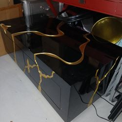 ** BEAUTIFUL BLACK AND GOLD COFFEE TABLE WITH DRAWERS