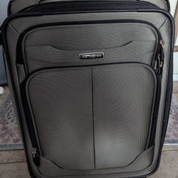 Samsonite Medium Sized Luggage