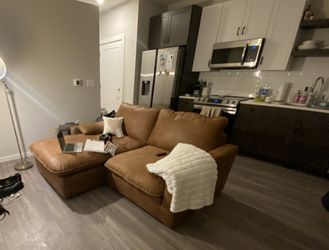 ORIGINALLY $1,300 AMERICAN FURNITURE WAREHOUSE WASHABLE SECTIONAL