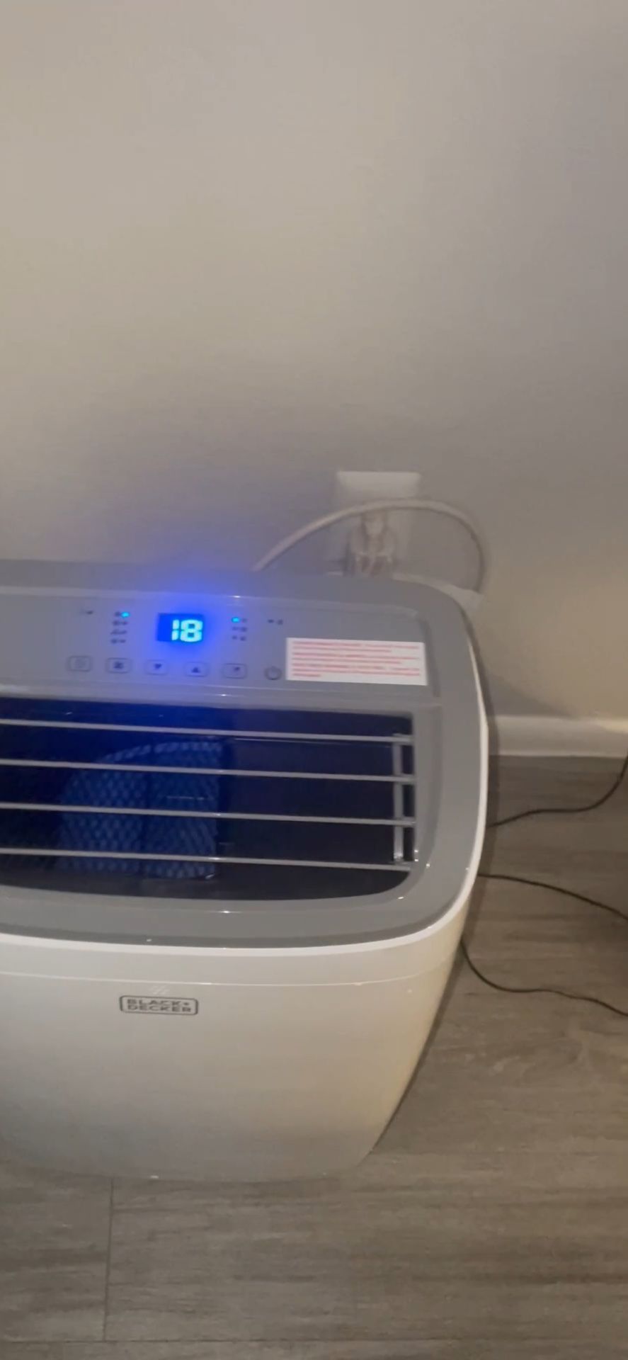 Portable AC NEW IN BOX 9KBTU BLACK & Decker $110