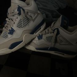 Jordan 4s