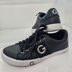 Guess Shoes. Size 7.5 Gently Used 