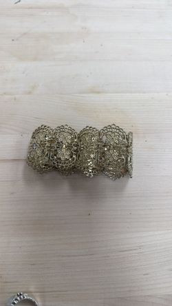 Gold elastic  bracelet