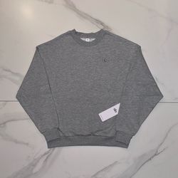 Alo Yoga Accolade Crew Neck Sweatshirt Athletic Heather Grey NWT Size Small