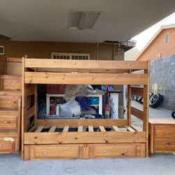TWIN SIZE BUNK BEDS WITH SIDE DRAWER STEPS AND NIGHTSTAND AND MATTRESS 