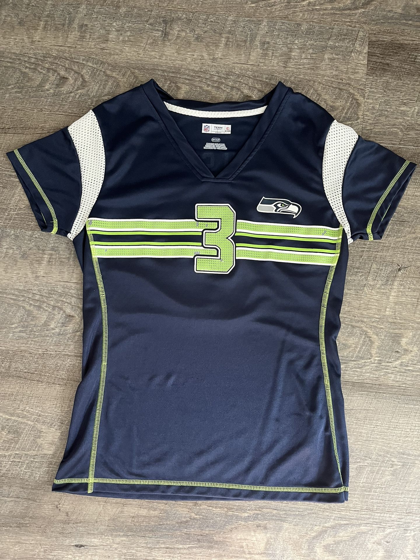 Sea hawks Women Small Shirt