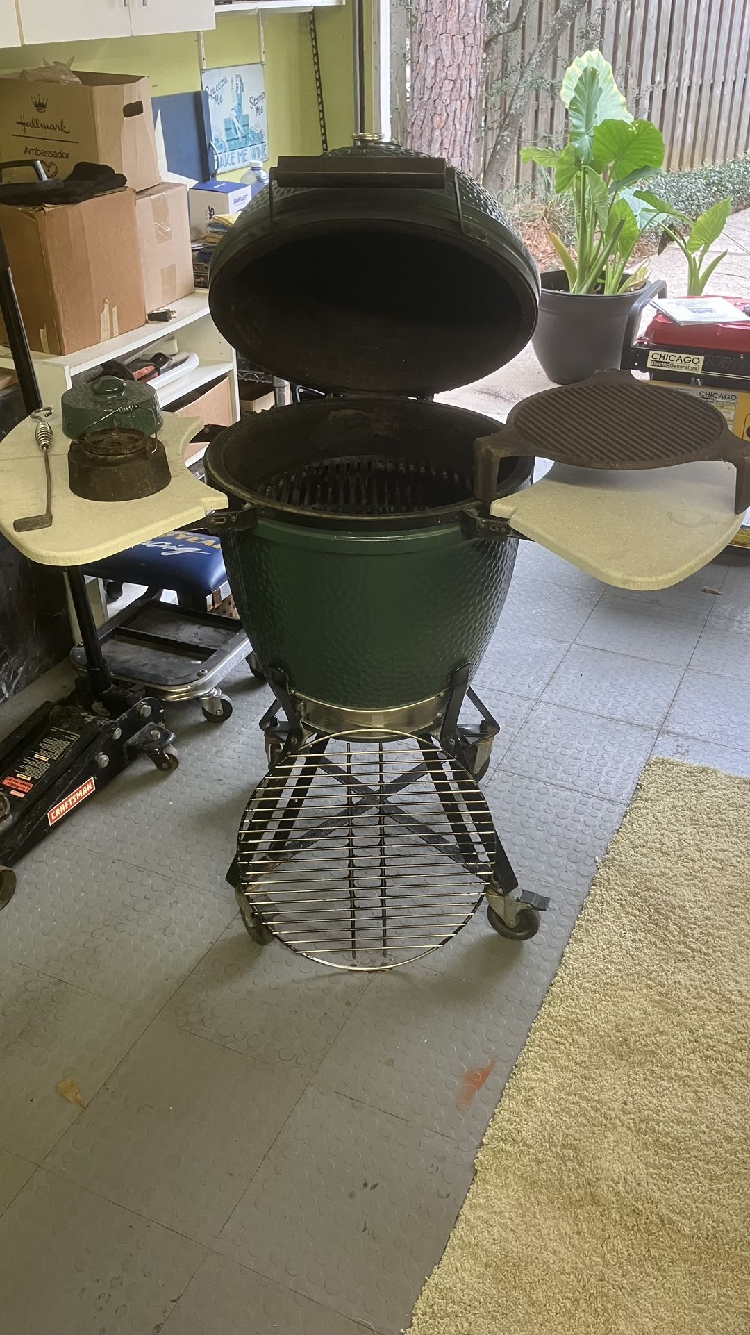 Big Green Egg Large for Sale in Shenandoah, TX OfferUp