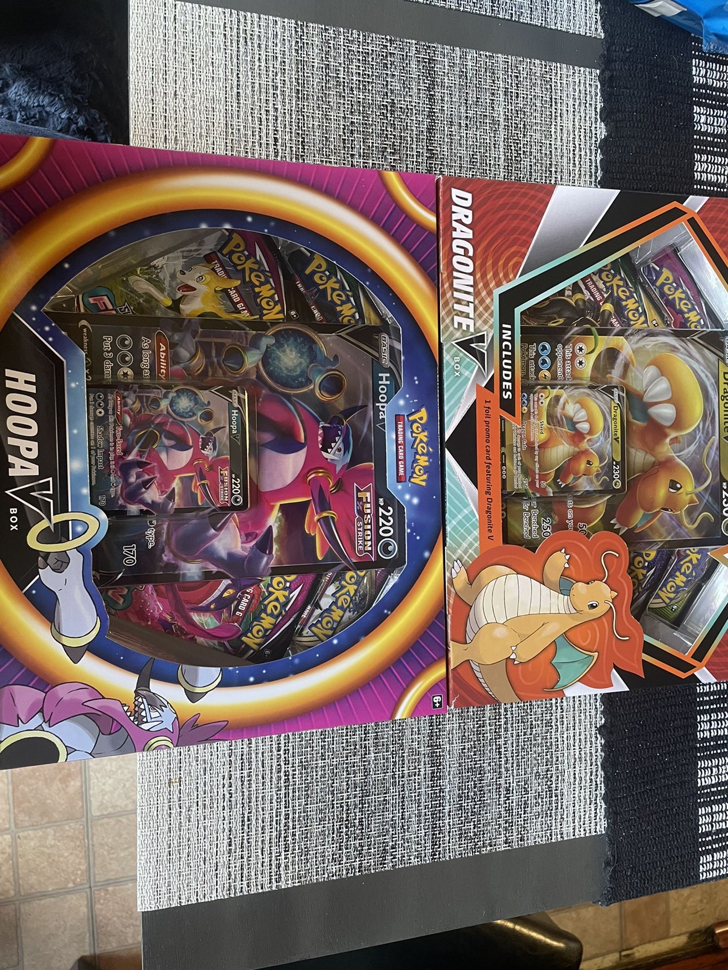 Dragonite V Box & Hoopa V Box