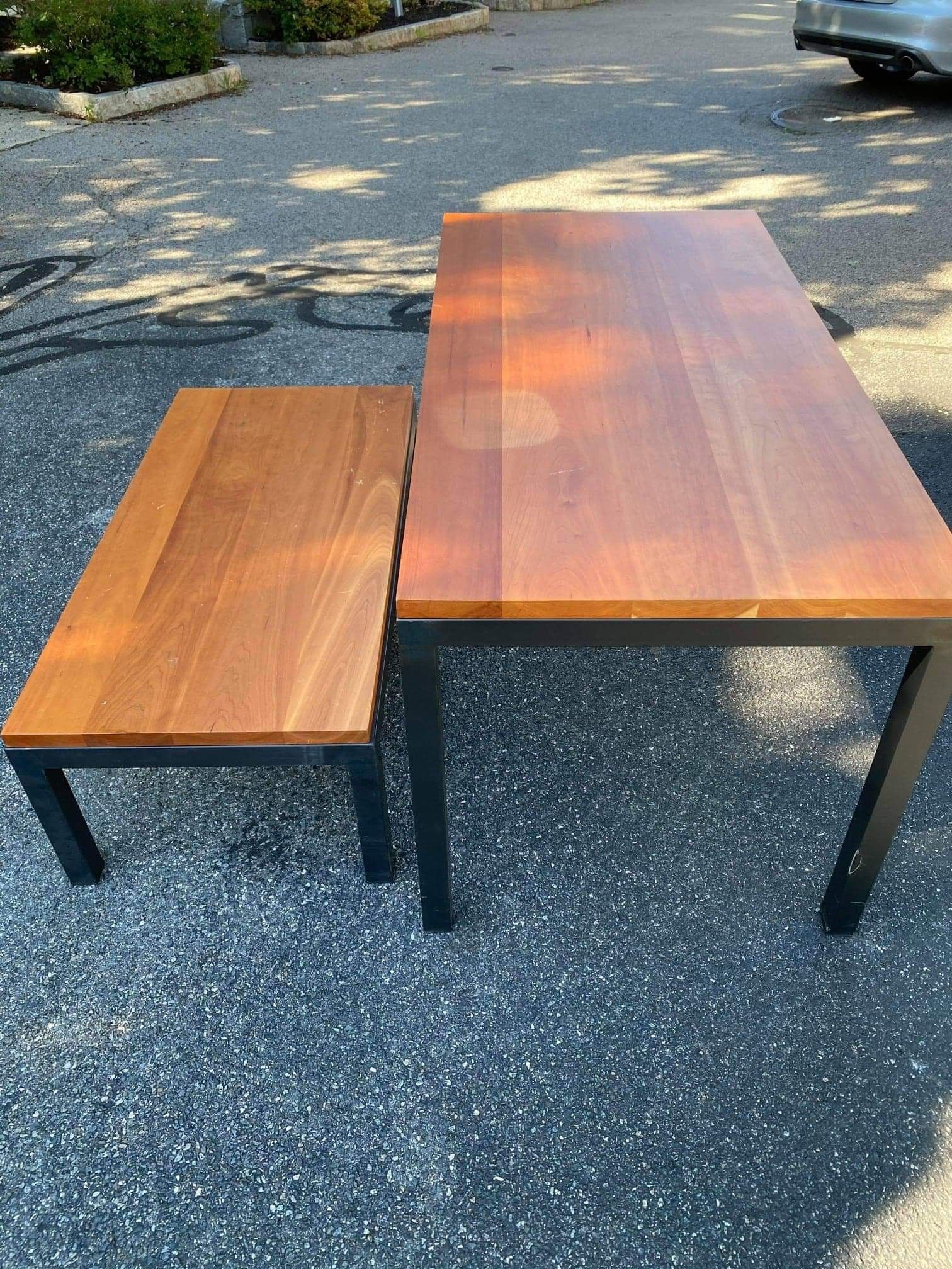 Kitchen and coffee table