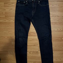 Levi’s 512 Size W31 L32