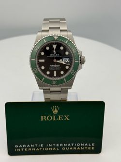 Rolex Submariner Starbucks 126610LV, Green Bezel Watch