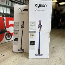 Dyson V8 Origin Extra Cordless Vacuum