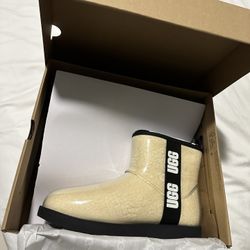 UGG Classic Clear Mini Size 10