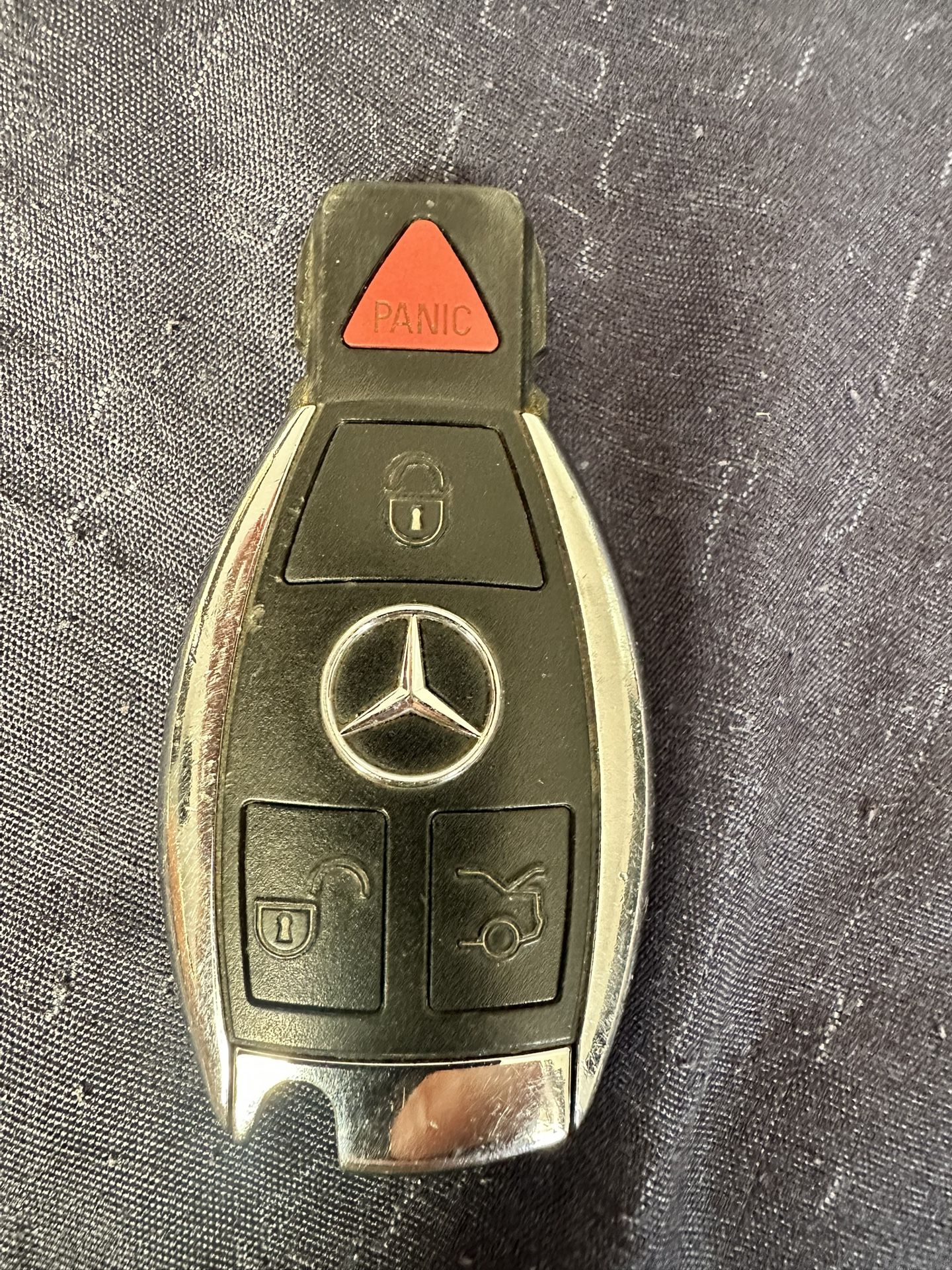 Key Fob Mercedes Benz C 300’18