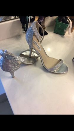 Steeve Madden heels (silver)