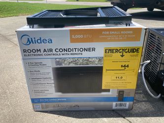 5000 BTU air conditioner EXCELLENT condition!