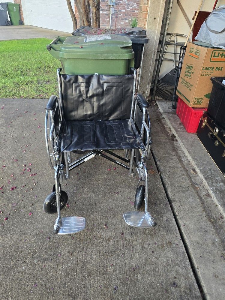 Heavy Duty Wheelchair For Up To 500lbs
