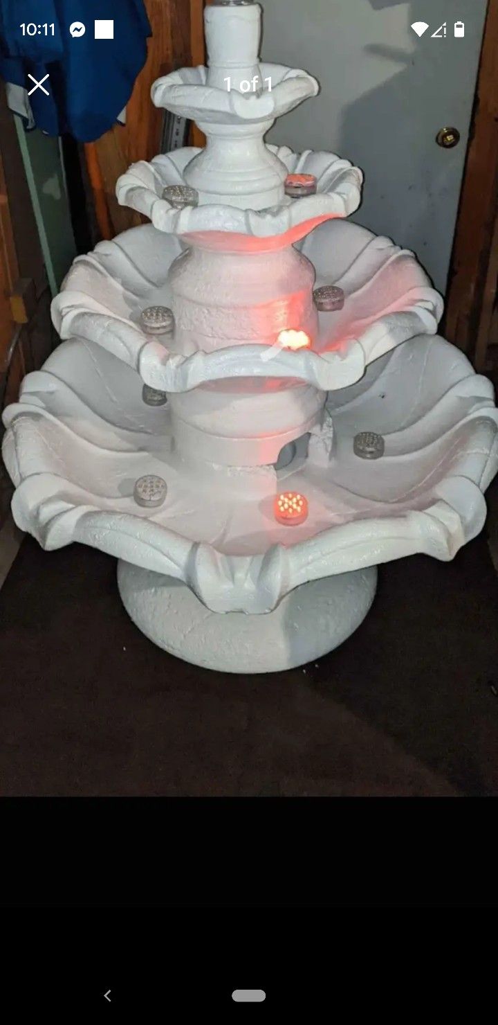 Beautiful 4 Tier Cement Fountain $1,000 Firm!!!! Can Deliver 