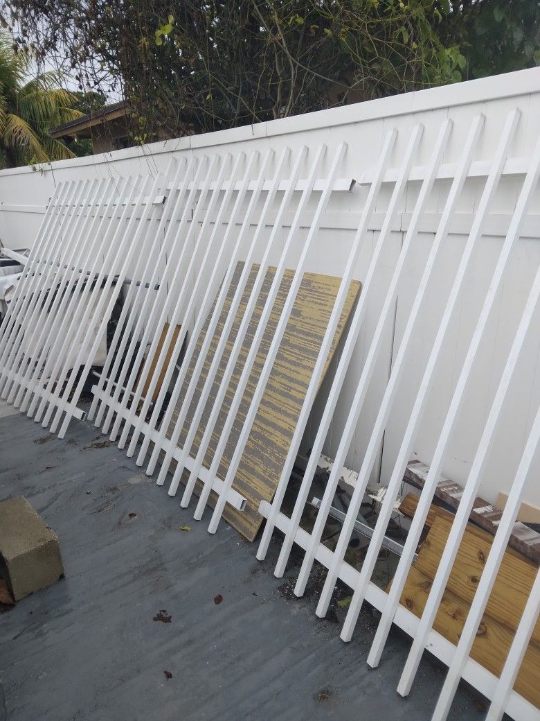 Cerca De Aluminio