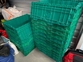 Large Plastic Storage Bins w Lid